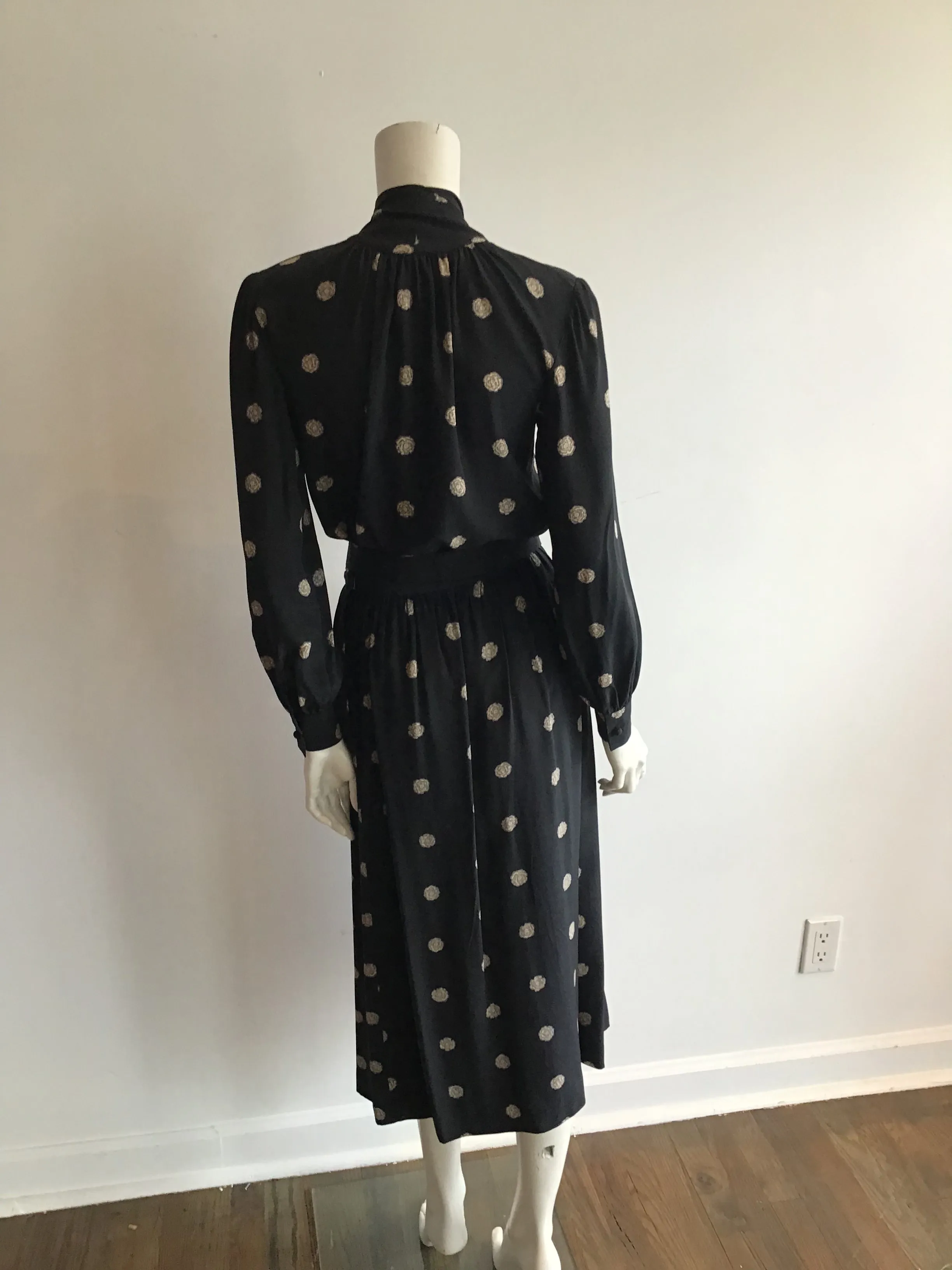 1980's Donald Brooks Black and white 3 piece Silk Suit-size 6/8