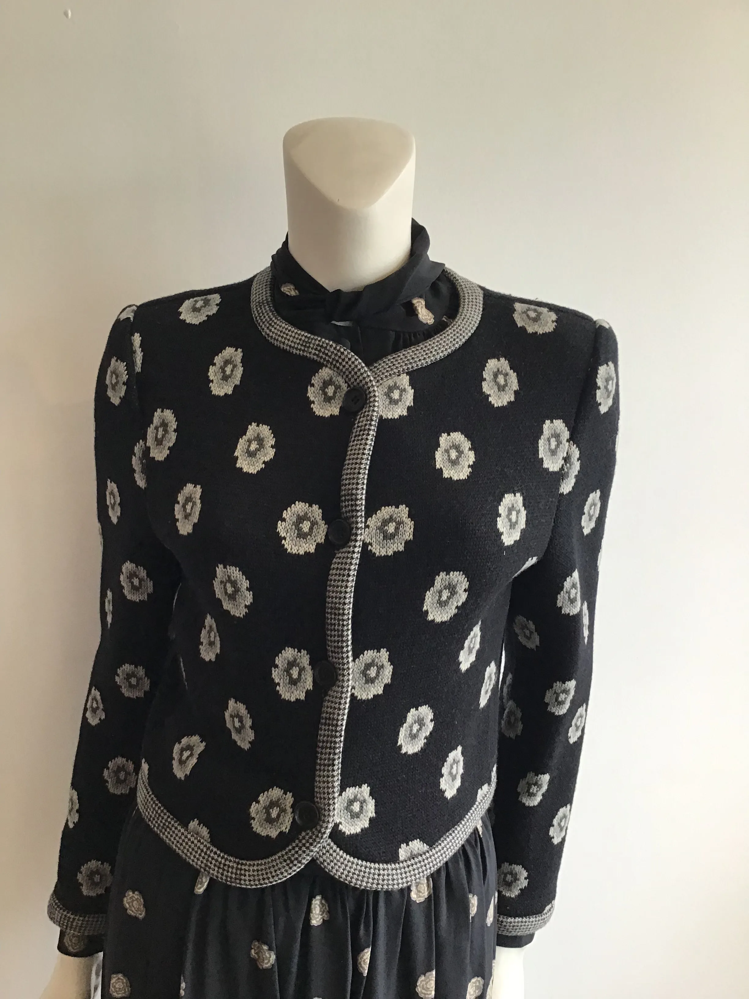 1980's Donald Brooks Black and white 3 piece Silk Suit-size 6/8