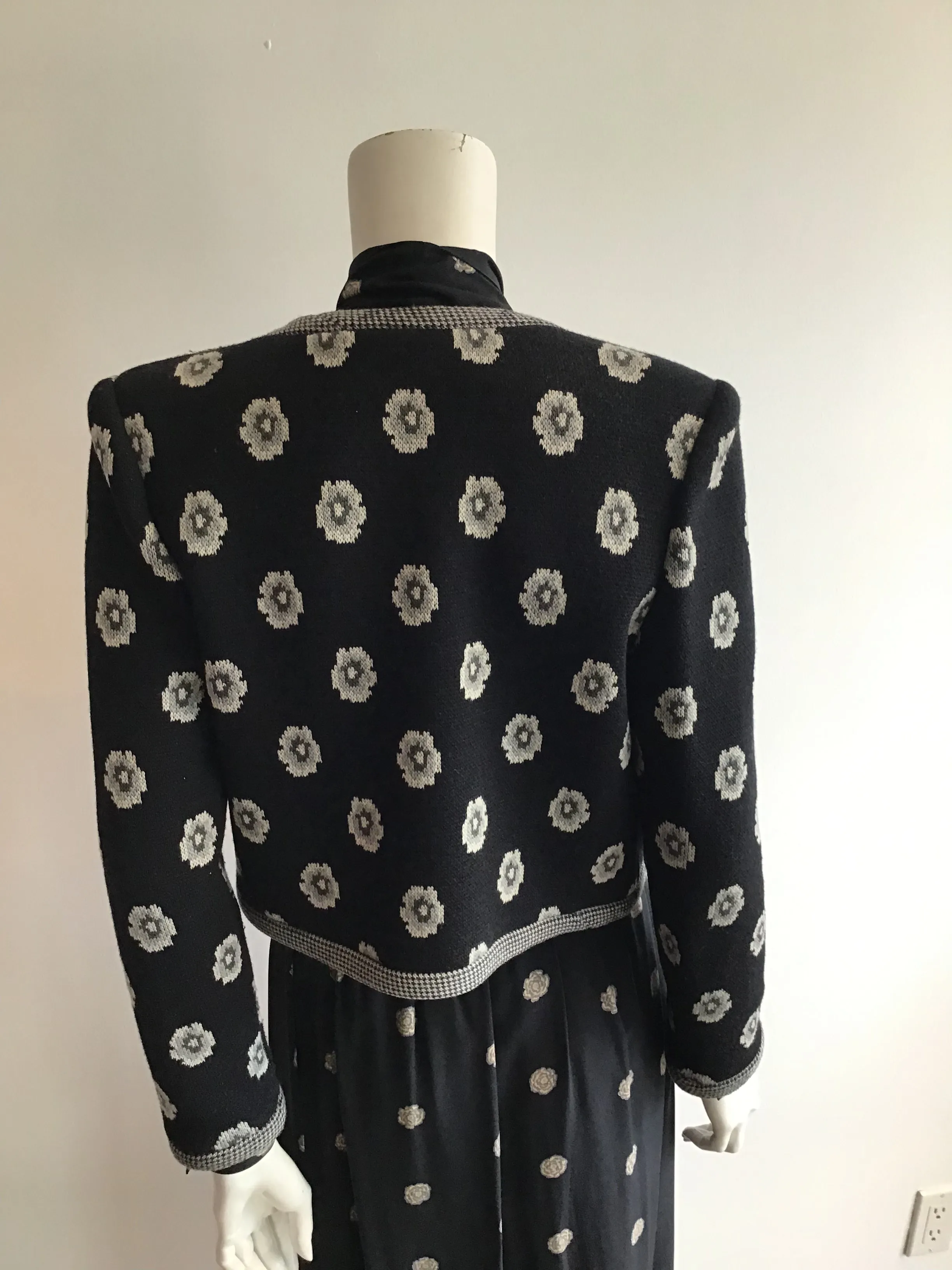 1980's Donald Brooks Black and white 3 piece Silk Suit-size 6/8