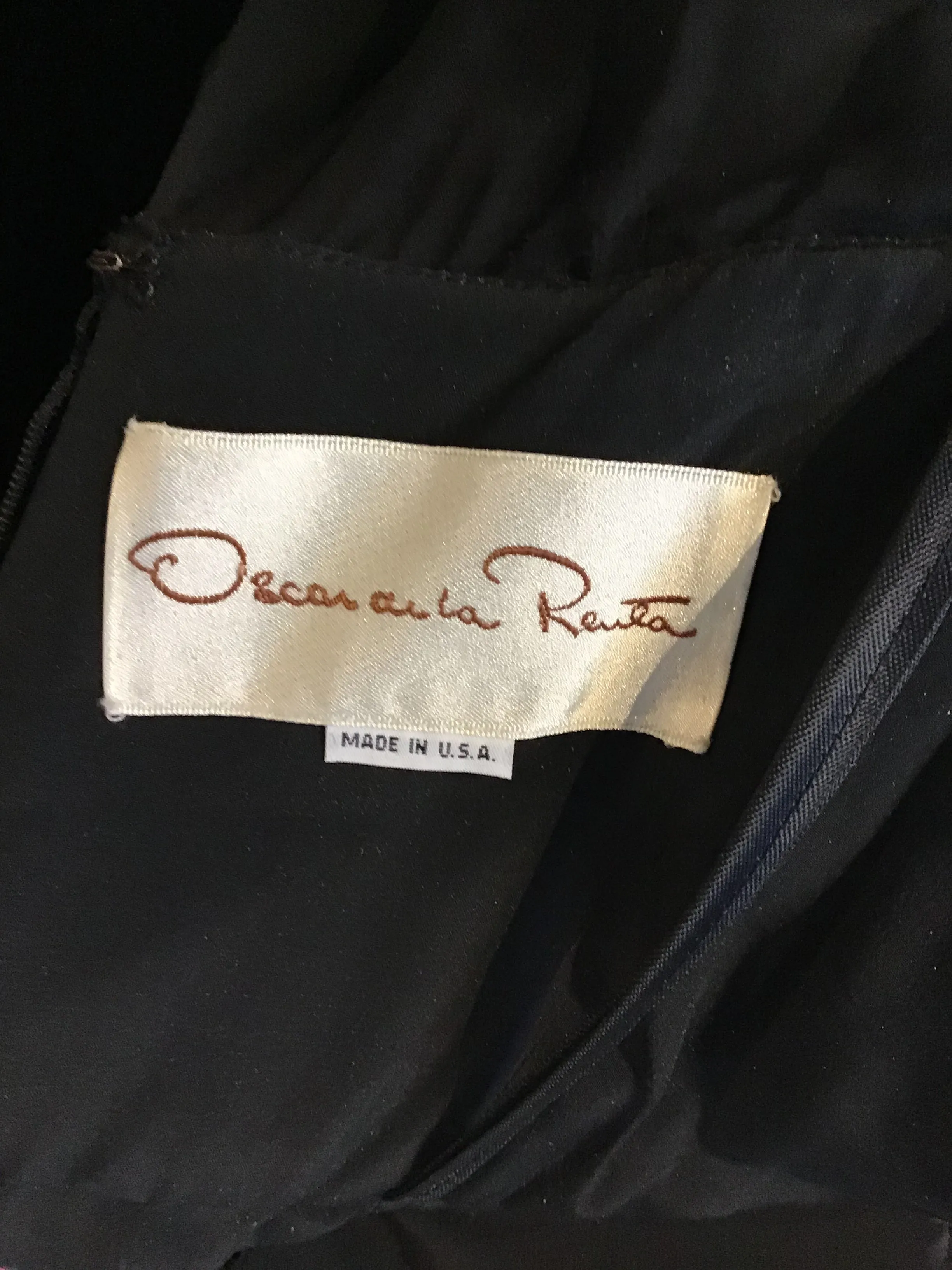 1980's Oscar De La Renta Black Silk and Silk Chiffon Evening Gown-size 7/8
