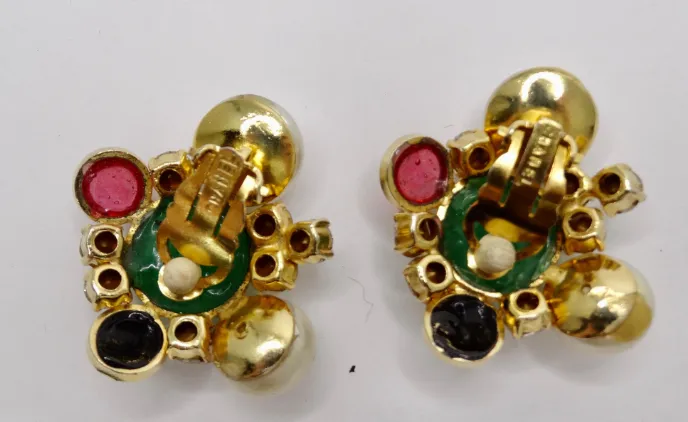 70's Chanel Runway Pearl Earrings