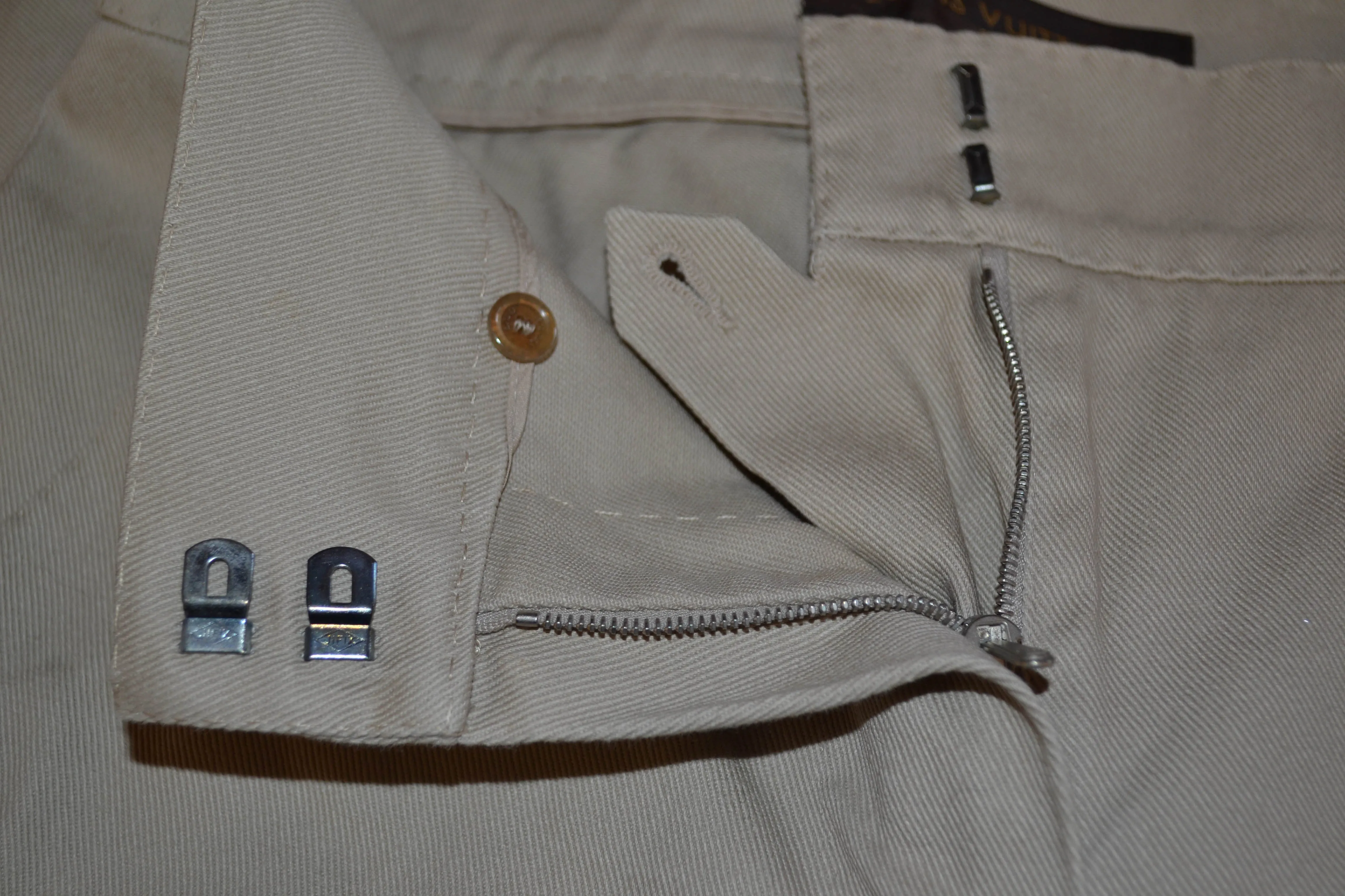 Authentic Louis Vuitton Beige Cotton Womens Pants Size 34
