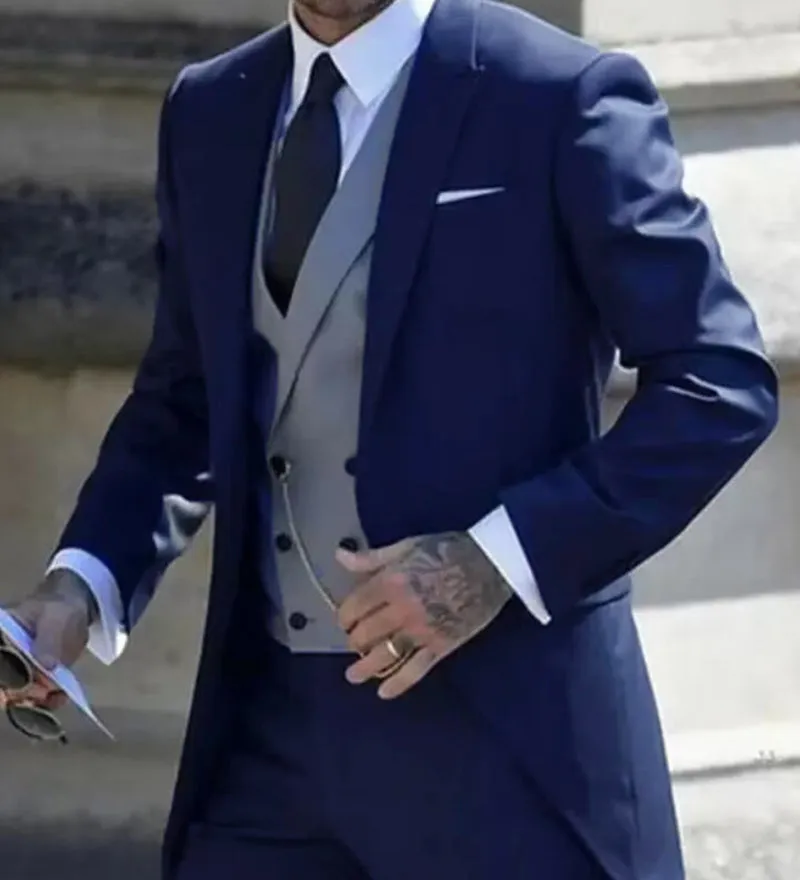 Black Men Tailcoat Suits  Swallow Tail Coat Male Party Wedding Jacket Dance Magic Performance 2 Pieces CS12201
