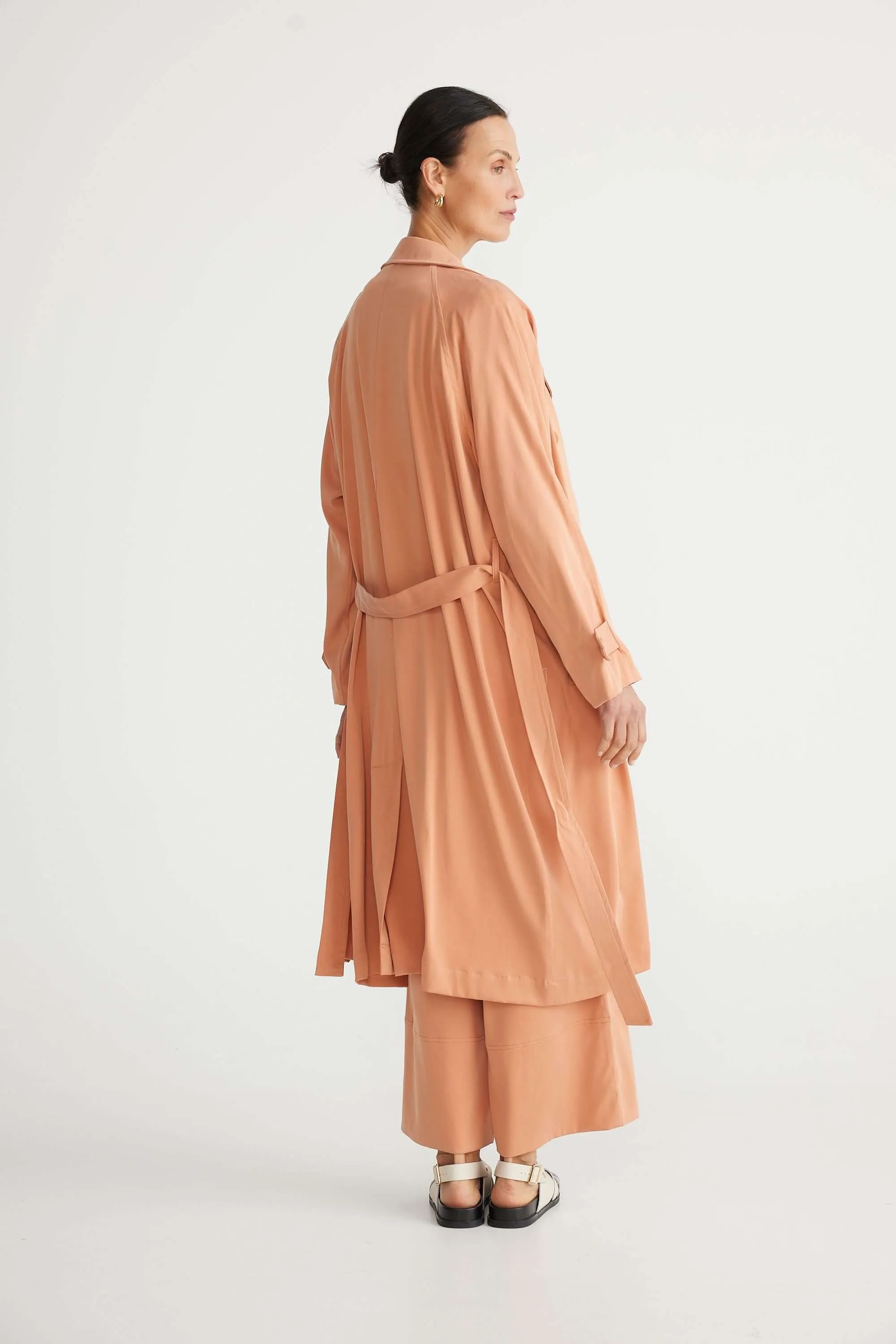 Brave   True Calipso Trench in Spice