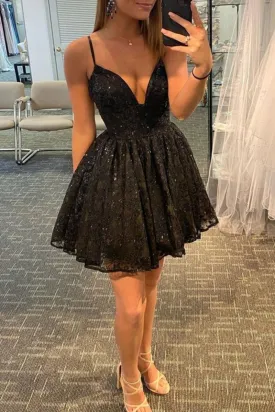 Kiara |A-line Spaghetti Straps V Neck Lace Homecoming Dress