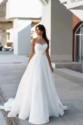 Princess Pearl Backless A-line Wedding Dress