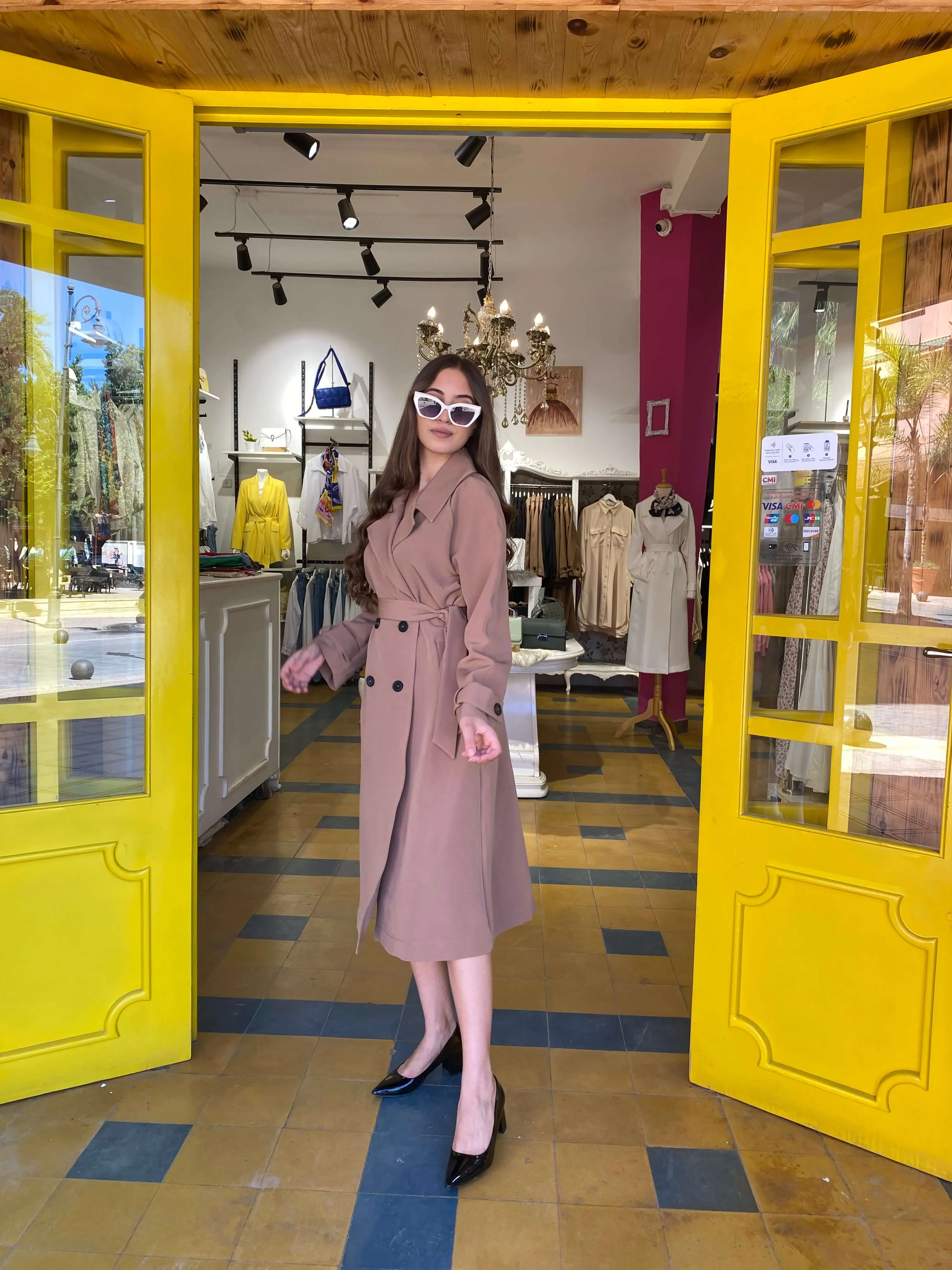 Trench-coat long en marron caramel